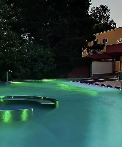 Damien Apartamento *